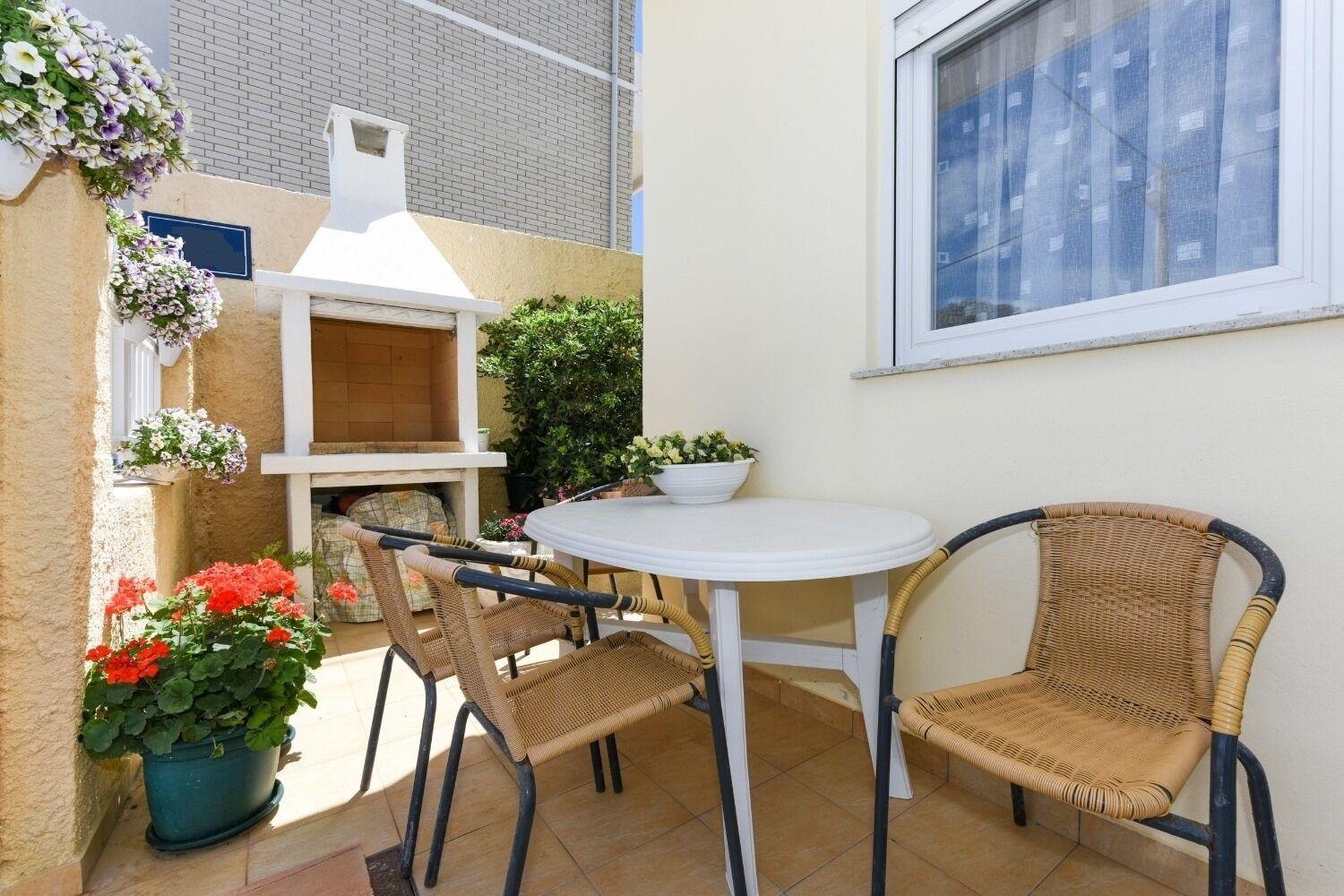 Apartments Kolt - 15M From Sea Kali Exterior foto